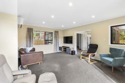 12 Creswick Terrace, Northland, Wellington, 6012, New Zealand