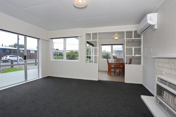 15 McClure Street, Feilding, Manawatu, Manawatu / Whanganui, 4702, New Zealand