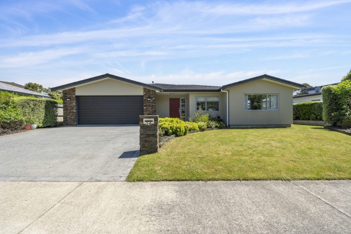 54 Resolution Drive, Whitby, Porirua, Wellington, 5024, New Zealand