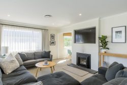 77 Gray Avenue, Paraparaumu Beach, Kapiti Coast, Wellington, 5032, New Zealand