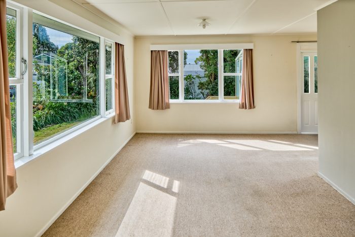 5B Whitehouse Road, Titahi Bay, Porirua, Wellington, 5022, New Zealand