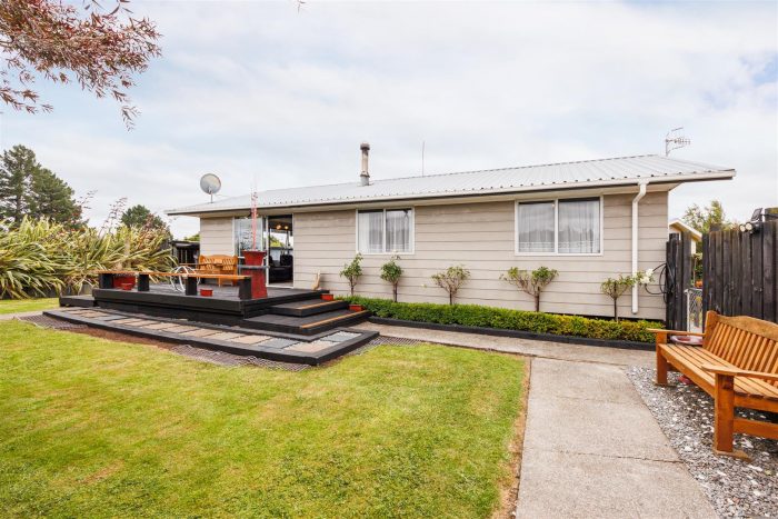 24 Barton Street, Marton, Rangitikei, Manawatu / Whanganui, 4710, New Zealand