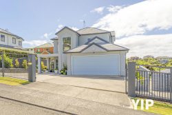 3 Forbes Lane, Newlands, Wellington, 6037, New Zealand