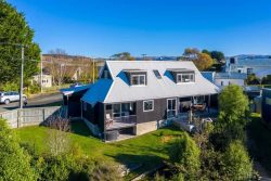 2 Halkirk Street, Karitane, Dunedin, Otago, 9471, New Zealand