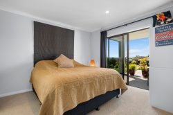 1 Holcombrooke Lane, Welcome Bay, Tauranga, Bay Of Plenty, 3175, New Zealand