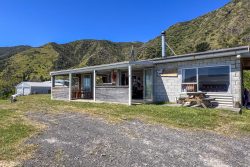 3085C Cape Palliser Road, Ngawi, Cape Palliser, South Wairarapa, Wellington, 5772, New Zealand