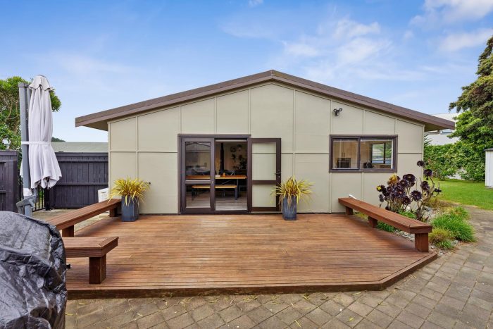 24 Norfolk Crescent, Otaki Beach, Kapiti Coast, Wellington, 5512, New Zealand