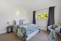 11 Aranoni Street, Island Bay, Wellington, 6023, New Zealand