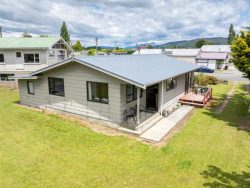 4 Pompolona Street, Te Anau, Southland, 9600, New Zealand