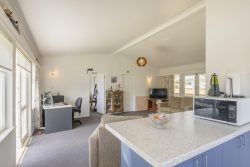 26 Francis Road, Paraparaumu Beach, Kapiti Coast, Wellington, 5032, New Zealand