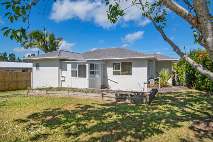 32 Bickerstaffe Road, Maungaturoto, Kaipara, Northland, 0520, New Zealand