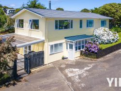 36 Bracken Road, Paparangi, Wellington, 6037, New Zealand