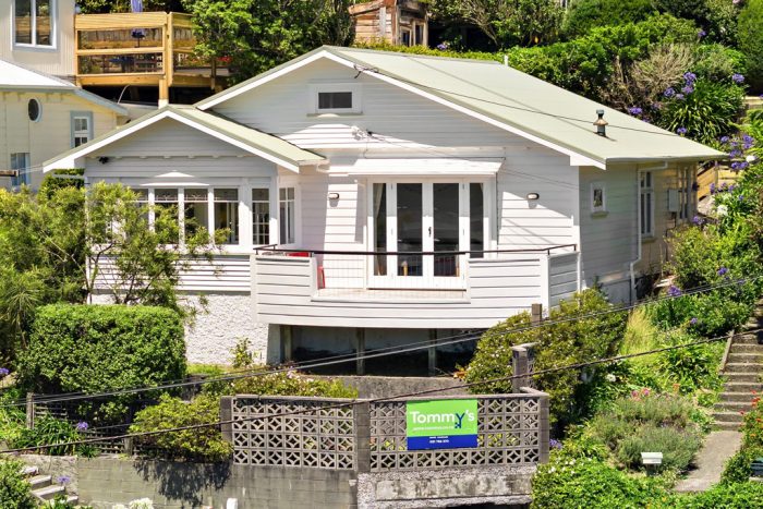 27 Connaught Terrace, Brooklyn, Wellington, 6021, New Zealand