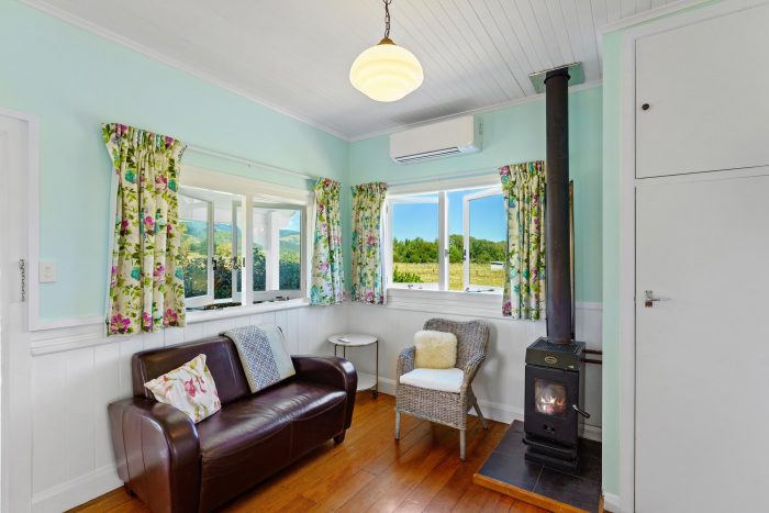 103A Waikawa Beach Road, Manakau, Horowhenua, Manawatu / Whanganui, 5573, New Zealand