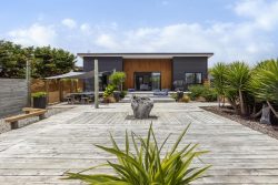 7 Strathnaver Drive, Waikawa Beach, Horowhenua, Manawatu / Whanganui, 5573, New Zealand