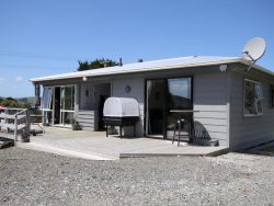 586 Niagara Waikawa Road, Waikawa Valley, Catlins, Southland, 9884, New Zealand