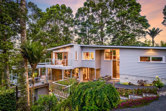 20 Rangiwai Road, Titirangi, Waitakere City, Auckland, 0604, New Zealand