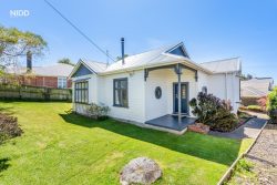 68 Rosebery Street, Belleknowes, Dunedin, Otago, 9011, New Zealand