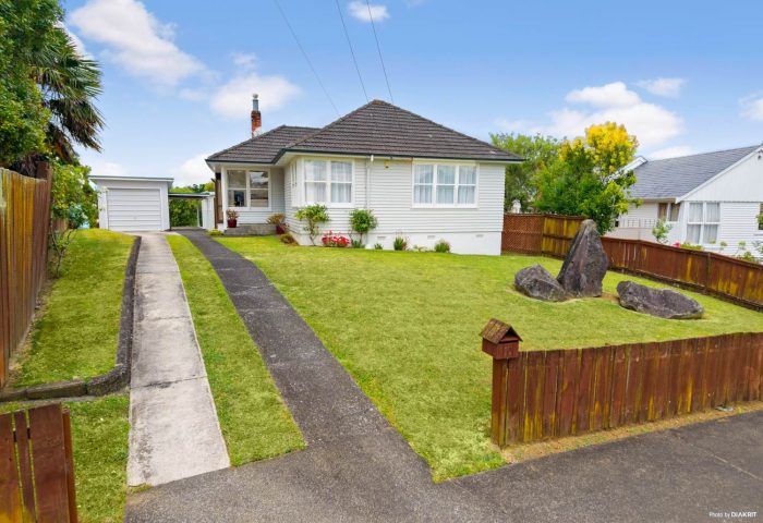 10 Weybridge Crescent, Glen Innes, Auckland, 1072, New Zealand