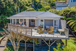 2B Foster Avenue, Huia, Waitakere City, Auckland, 0604, New Zealand