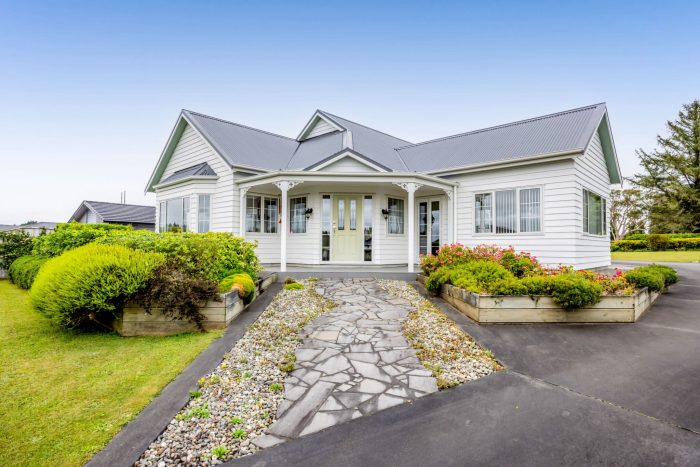 7 Biron Place, Stratford, Taranaki, 4332, New Zealand