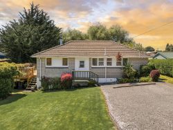 22 Henry Street, Waikouaiti, Dunedin, Otago, 9510, New Zealand