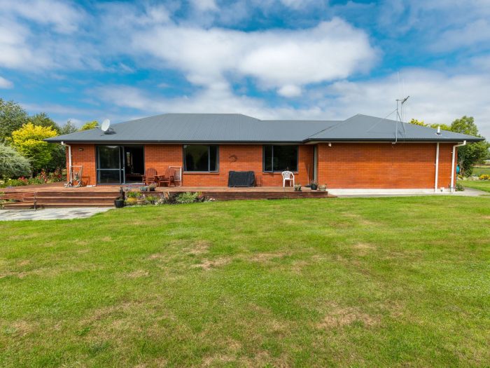 11 Hunts Road, Waimate, Canterbury, 7978, New Zealand