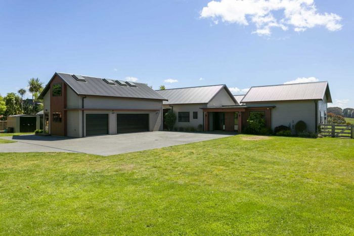 67 Lomond Grove, Acacia Bay, Taupo, Waikato, 3385, New Zealand