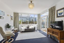 31 Derwent Street, Island Bay, Wellington, 6023, New Zealand