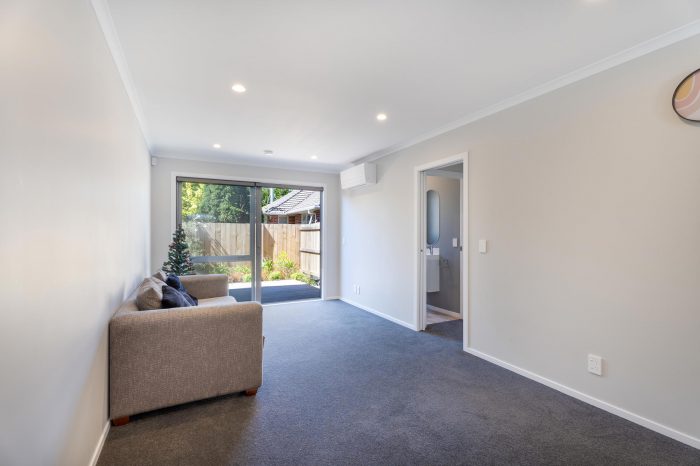 2/10 Marion Street, Silverstream, Upper Hutt, Wellington, 5019, New Zealand