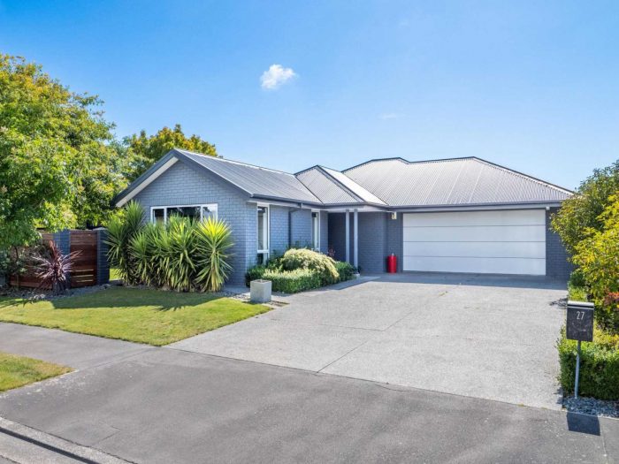 27 Reka Street, Parklands, Christchurch City, Canterbury, 8083, New Zealand