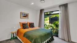 68 Parrs Road, Hurworth, New Plymouth, Taranaki, 4371, New Zealand