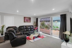 17 Teatree Close, Huntington, Hamilton, Waikato, 3210, New Zealand