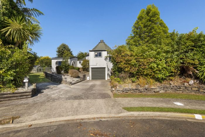 2 Ulysses Street, Stratford, Taranaki, 4332, New Zealand