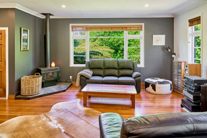 1 Victory Crescent, Tawa, Wellington, 5028, New Zealand