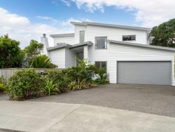 39 Winsley Terrace, Churton Park, Wellington, 6037, New Zealand