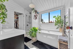 7A McCall Place, Opaheke, Papakura, Auckland, 2113, New Zealand