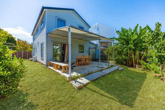35 Becker Drive, Weymouth, Manukau City, Auckland, 2103, New Zealand