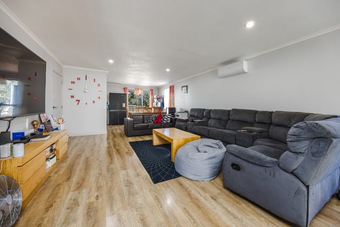 35 Becker Drive, Weymouth, Manukau City, Auckland, 2103, New Zealand
