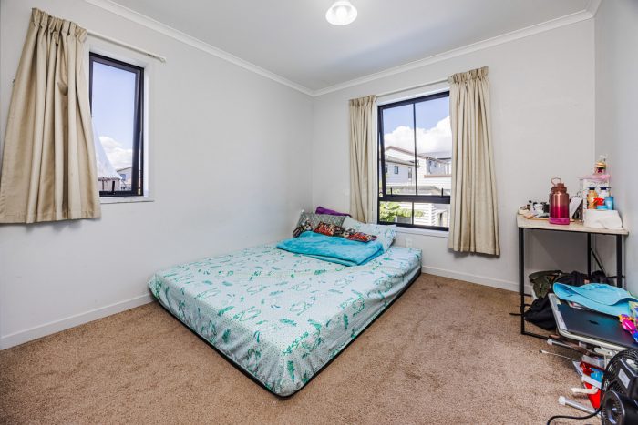 35 Becker Drive, Weymouth, Manukau City, Auckland, 2103, New Zealand