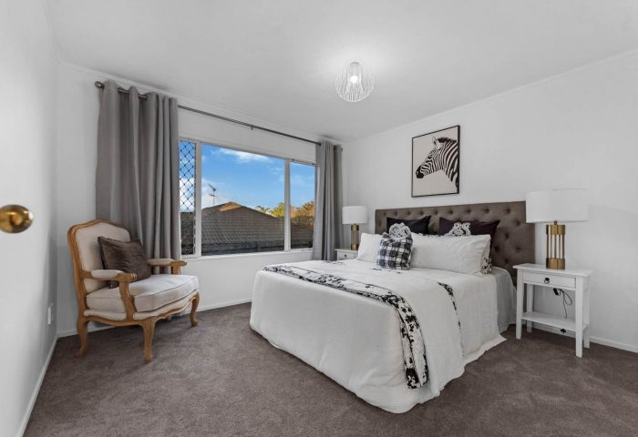 174 Burswood Drive, Burswood, Manukau City, Auckland, 2013, New Zealand