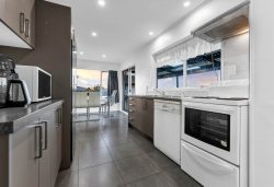 6 Courant Place, Clover Park, Manukau City, Auckland, 2019, New Zealand