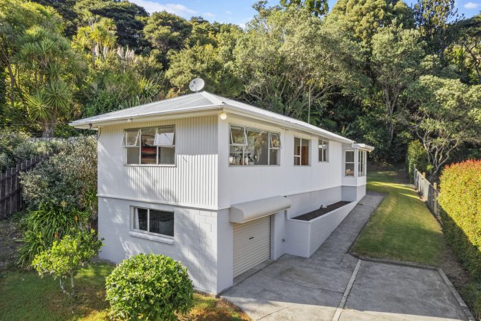 51 Foster Avenue, Huia, Waitakere City, Auckland, 0604, New Zealand