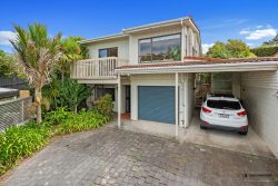 3/3 Peter Terrace, Castor Bay, Auckland, 0620, New Zealand