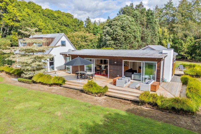25 Catley Road, Te Horo, Kapiti Coast, Wellington, 5582, New Zealand