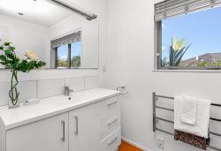 16 La Veta Avenue, Mount Albert, Auckland, 1025, New Zealand