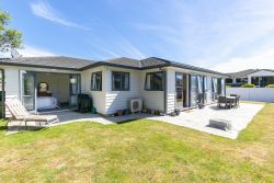 9 Ashwood Street, Woodridge, Wellington, 6037, New Zealand