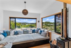 27 Queens Drive, Waiheke Island, Auckland, 1081, New Zealand