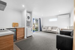 33 Sandleigh Road, Hamilton Lake, Hamilton, Waikato, 3204, New Zealand