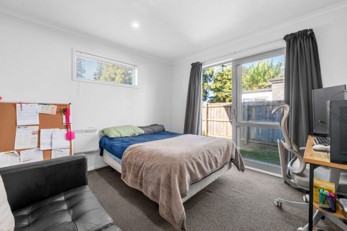 33 Sandleigh Road, Hamilton Lake, Hamilton, Waikato, 3204, New Zealand